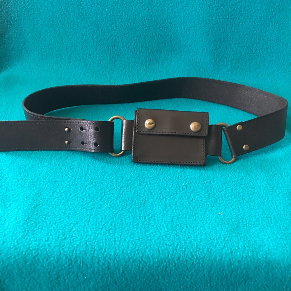 Brown Leather Belt w Pocket & Brass Hardware Sz L